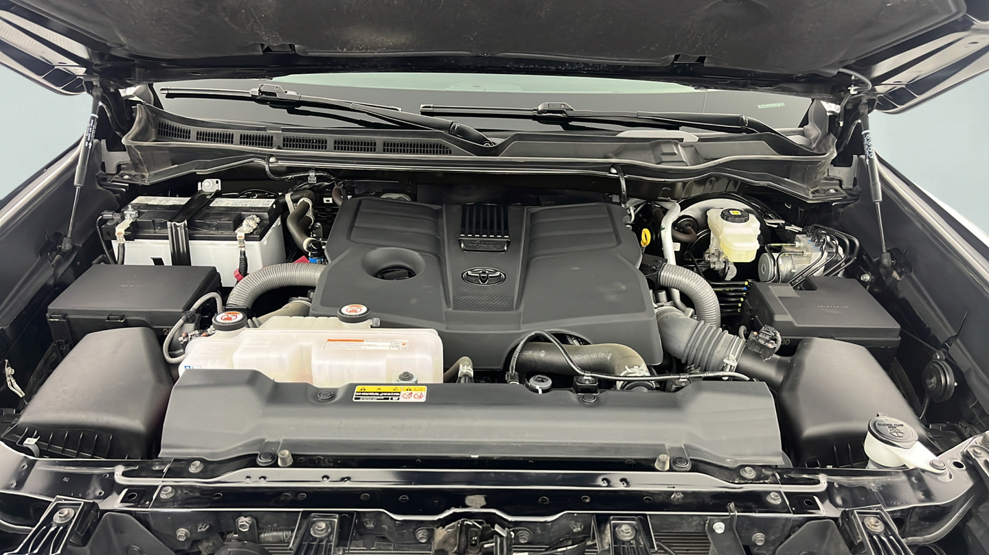 Certified 2024 Toyota Tundra SR5 w/ TRD Off-Road Package AWD/4WD image 19