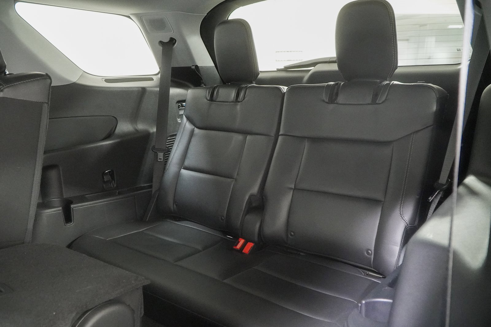 Used 2022 Ford Explorer Limited w/ Equipment Group 301A image 49