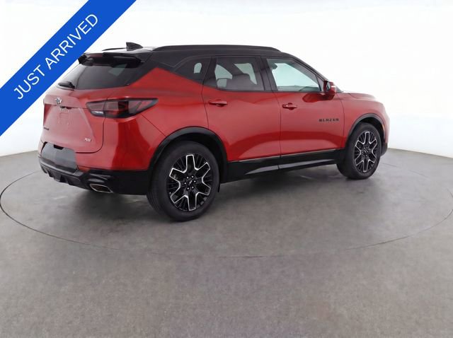Used 2023 Chevrolet Blazer RS w/ Enhanced Convenience Package AWD/4WD image 4