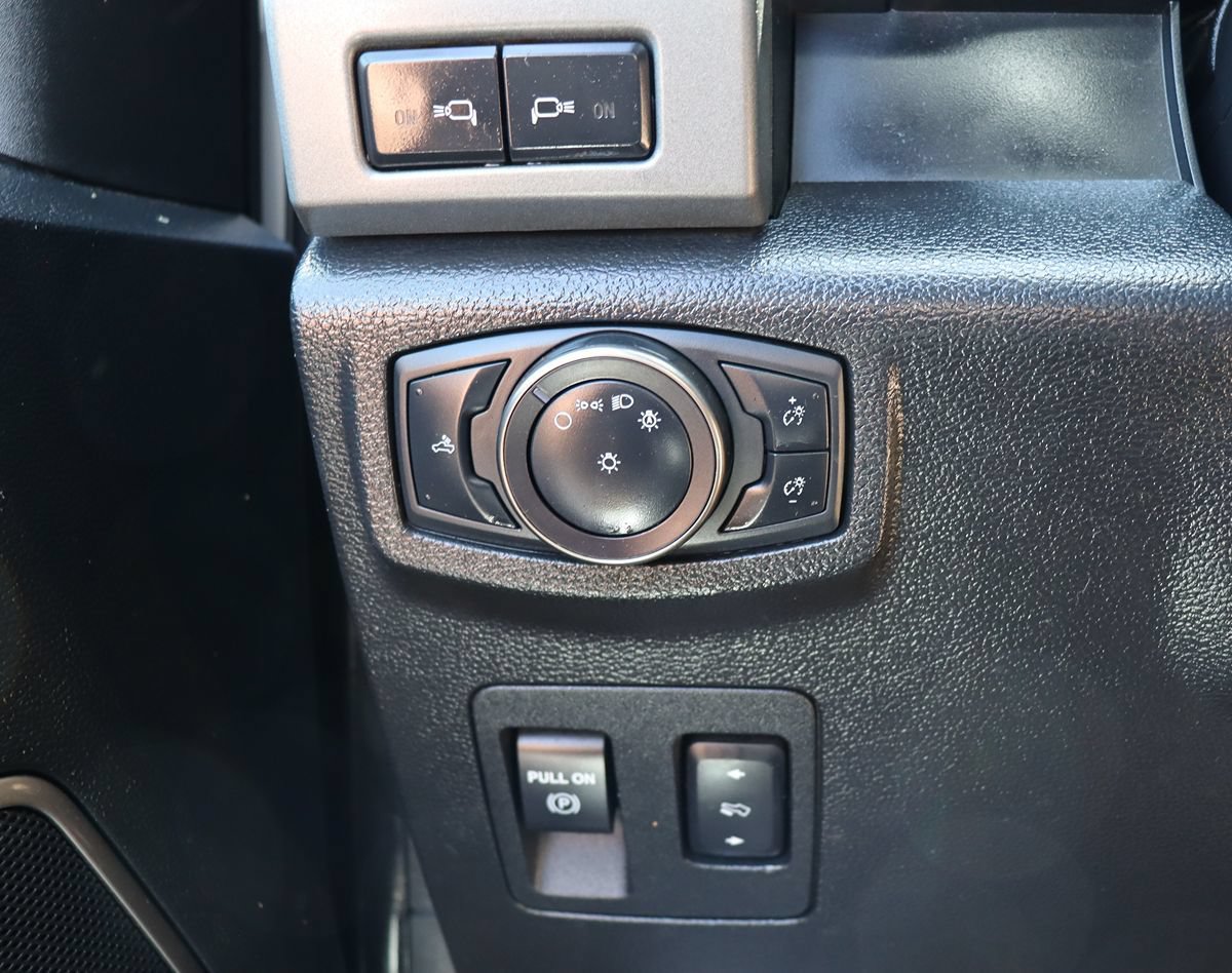 Used 2019 Ford F150 Raptor w/ Equipment Group 802A Luxury AWD/4WD image 42