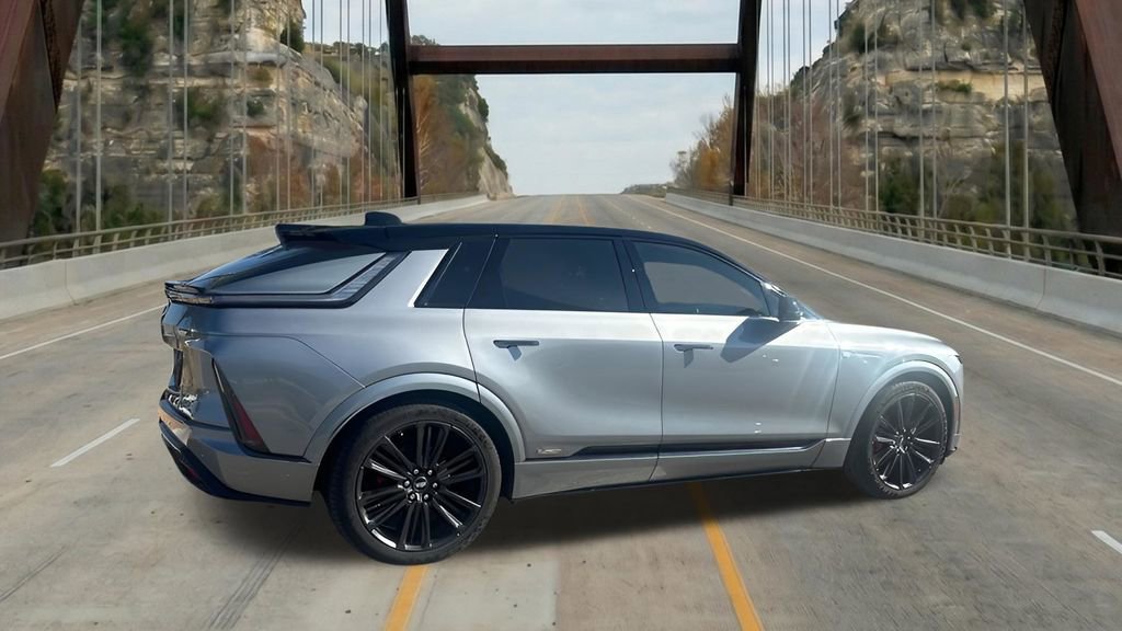 New 2026 Cadillac Lyriq V image 10
