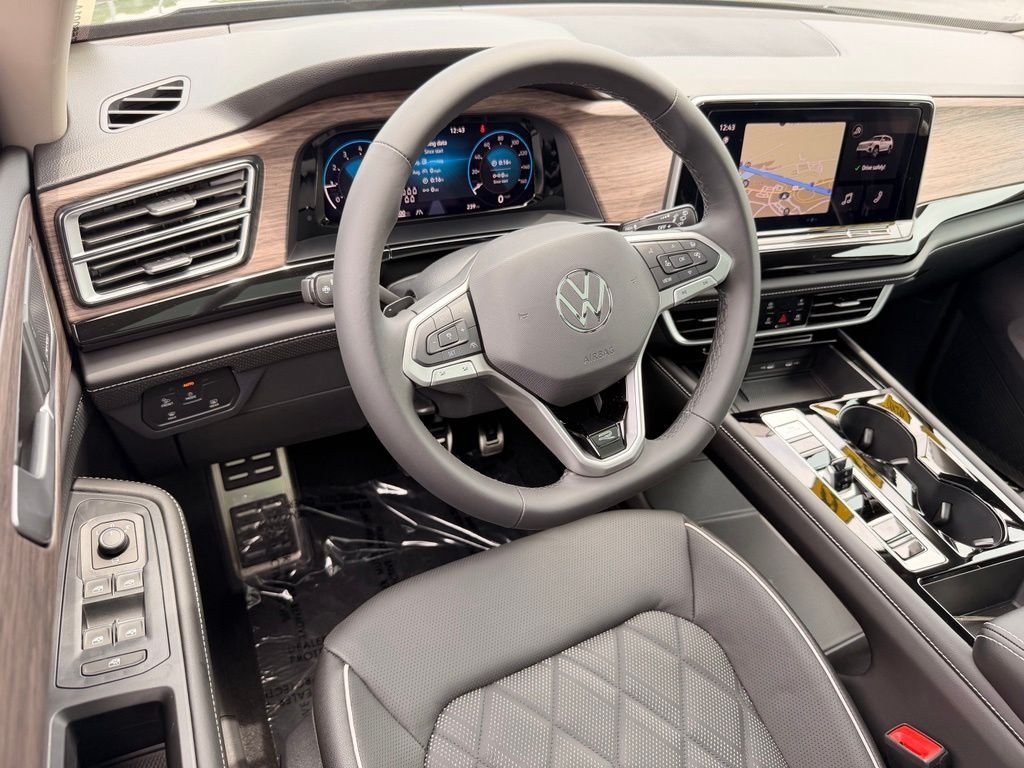Used 2026 Volkswagen Atlas SEL Premium R-Line AWD/4WD image 27