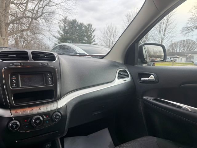 Used 2011 Dodge Journey Mainstreet image 10