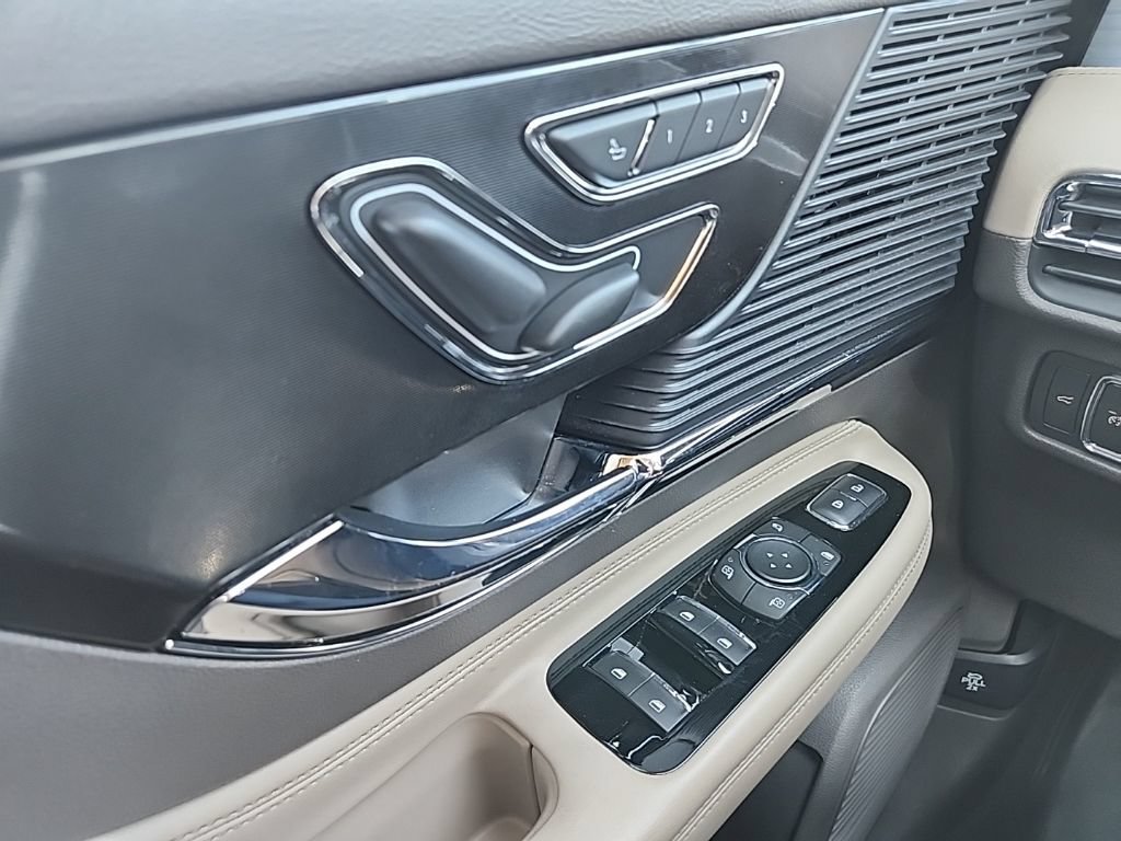Used 2022 Lincoln Corsair FWD image 27