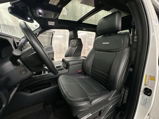 Used 2026 Ford F350 Platinum AWD/4WD image 18