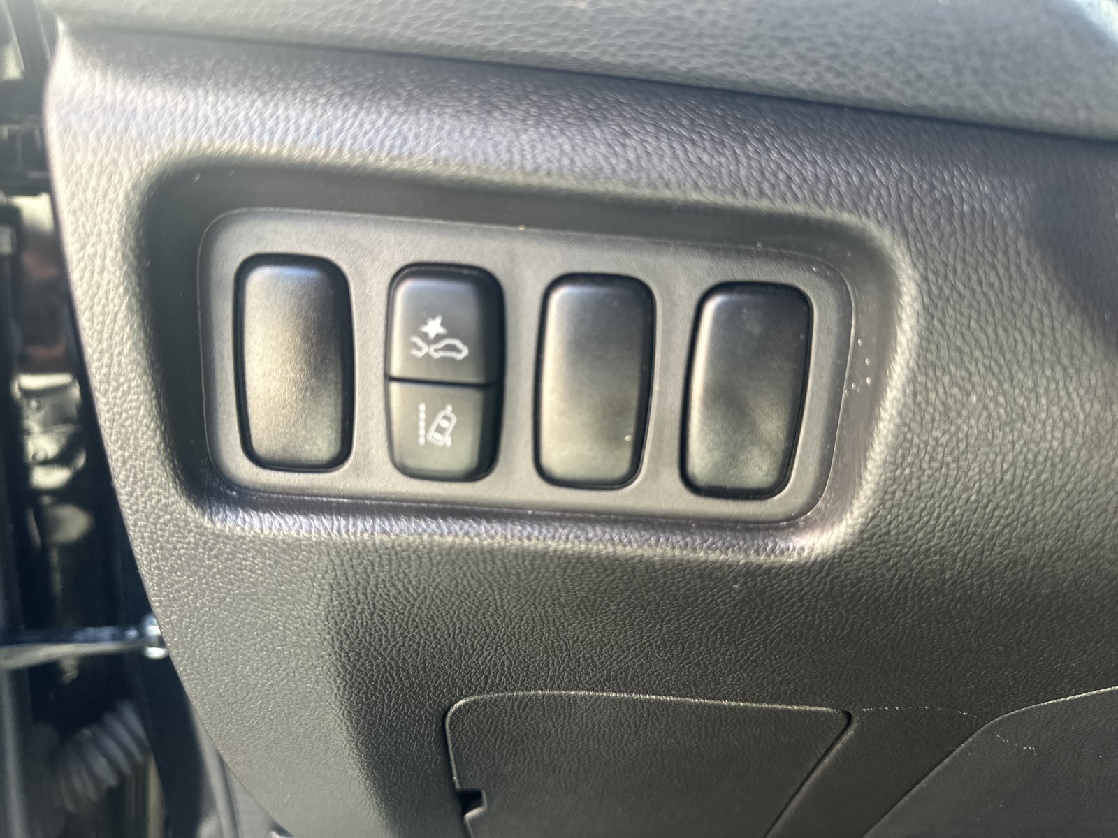 Used 2023 Mitsubishi Outlander Sport ES AWD/4WD image 16