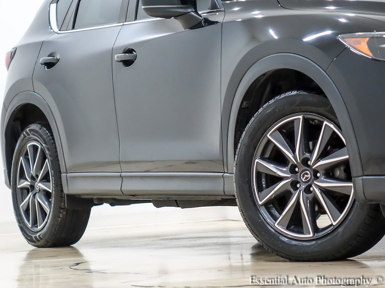 Used 2018 MAZDA CX-5 Touring w/ Preferred Equipment Package image 4