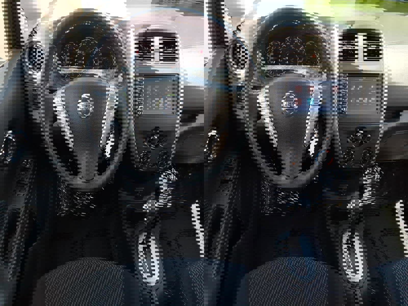 Used 2019 Nissan Versa Note SV FWD image 30