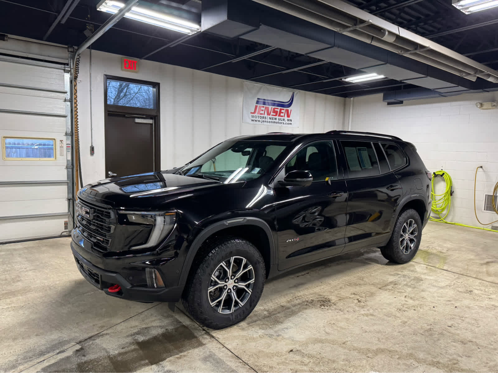 Certified 2024 GMC Acadia AT4 w/ Super Cruise Package image 1