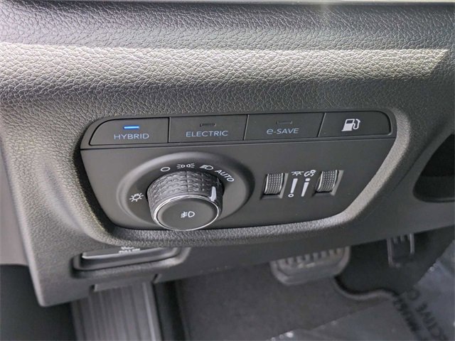 New 2024 Jeep Grand Cherokee Overland w/ Advanced Protech Group III image 16