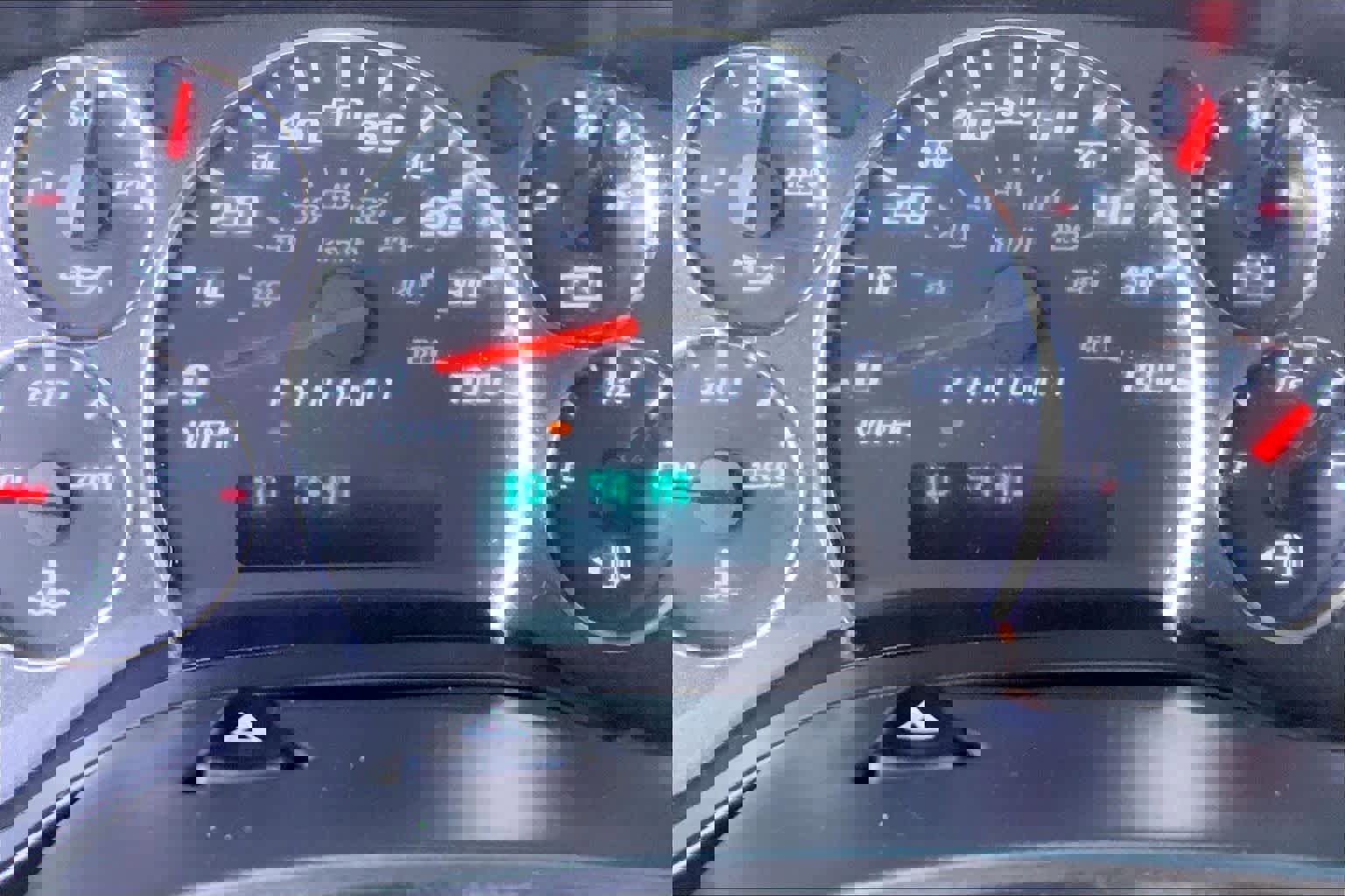 Used 2021 Chevrolet Express 2500 w/ Driver Convenience Package image 19