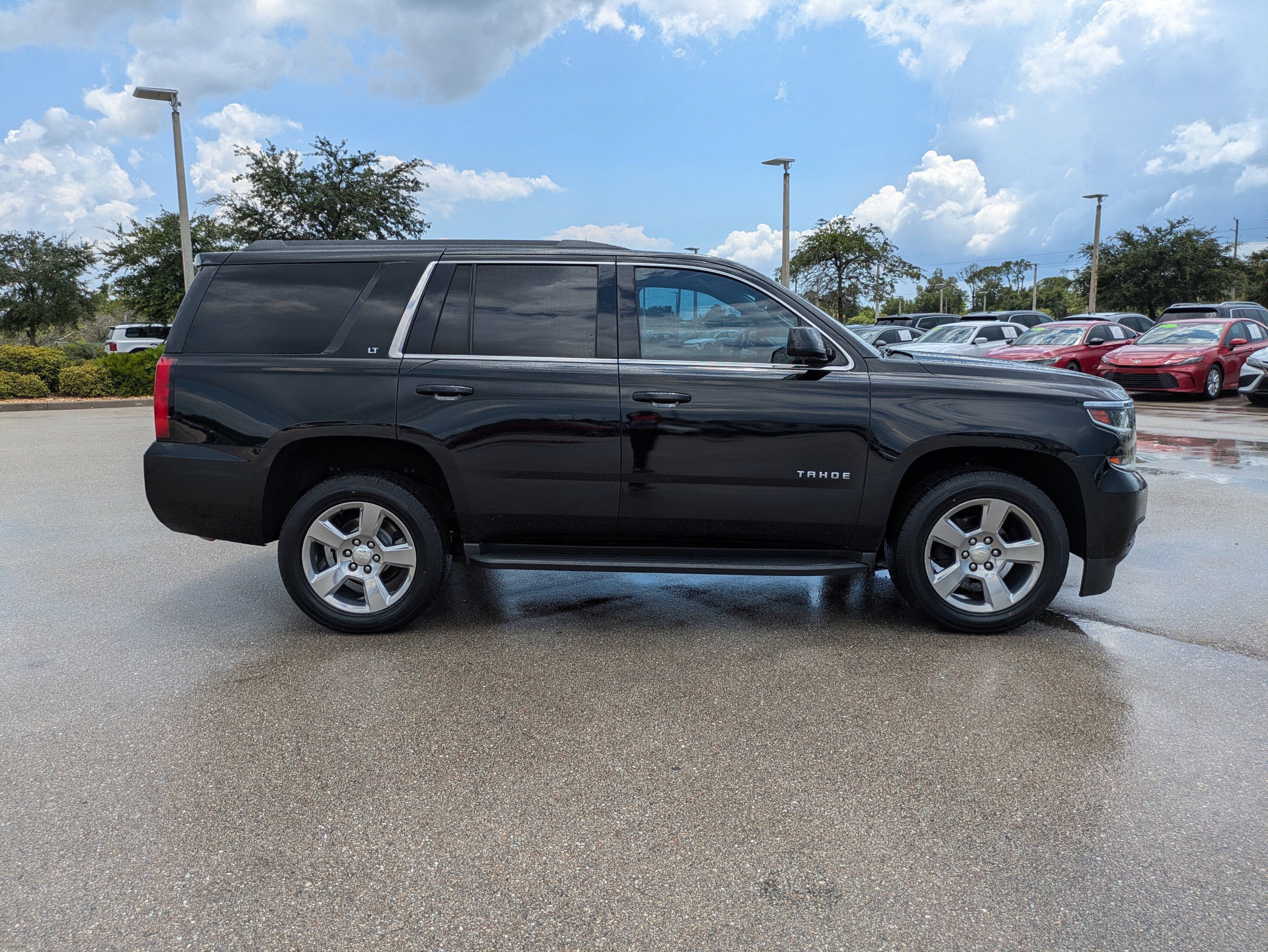 Used 2020 Chevrolet Tahoe LT RWD image 3