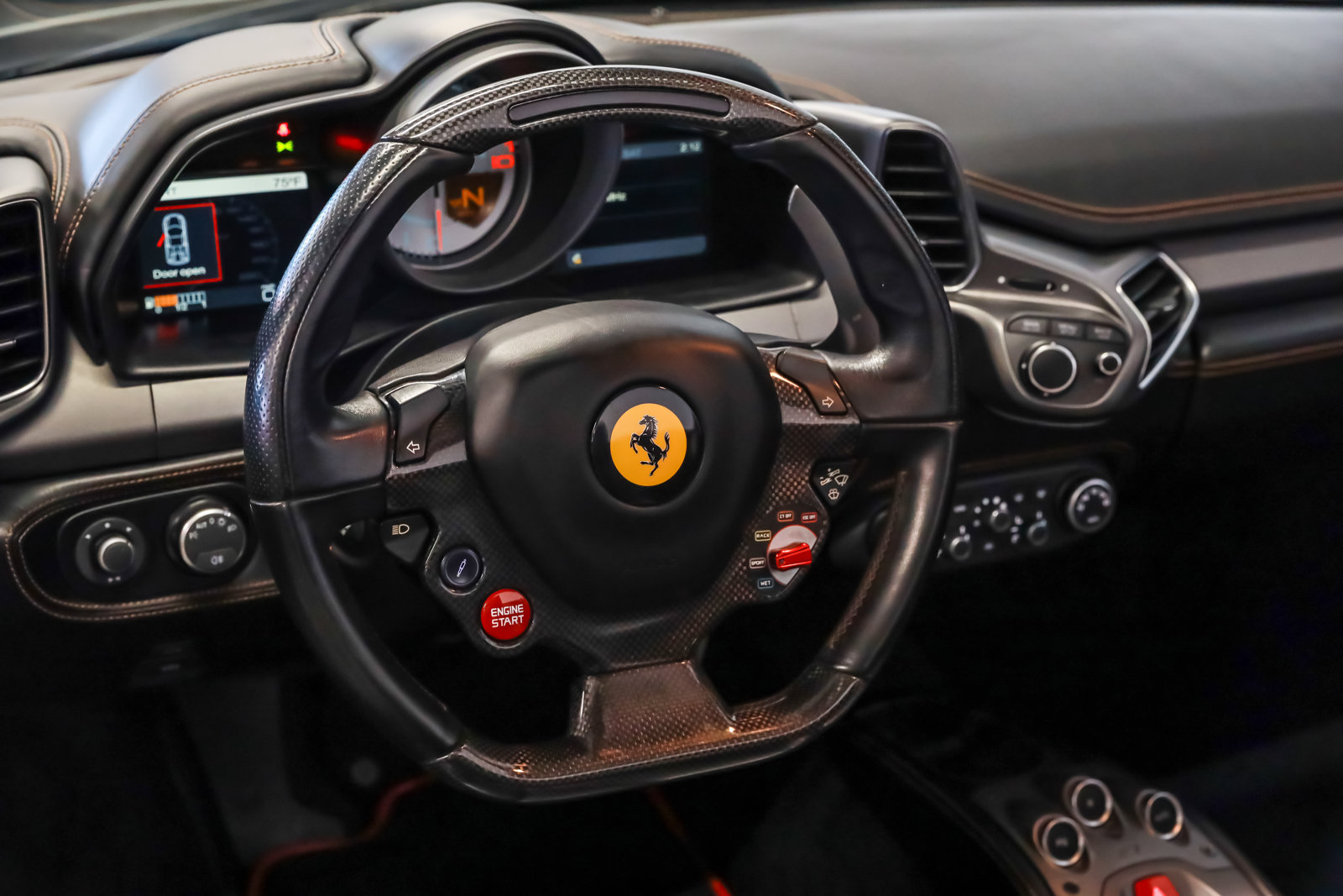 Used 2013 Ferrari 458 Spider RWD image 38