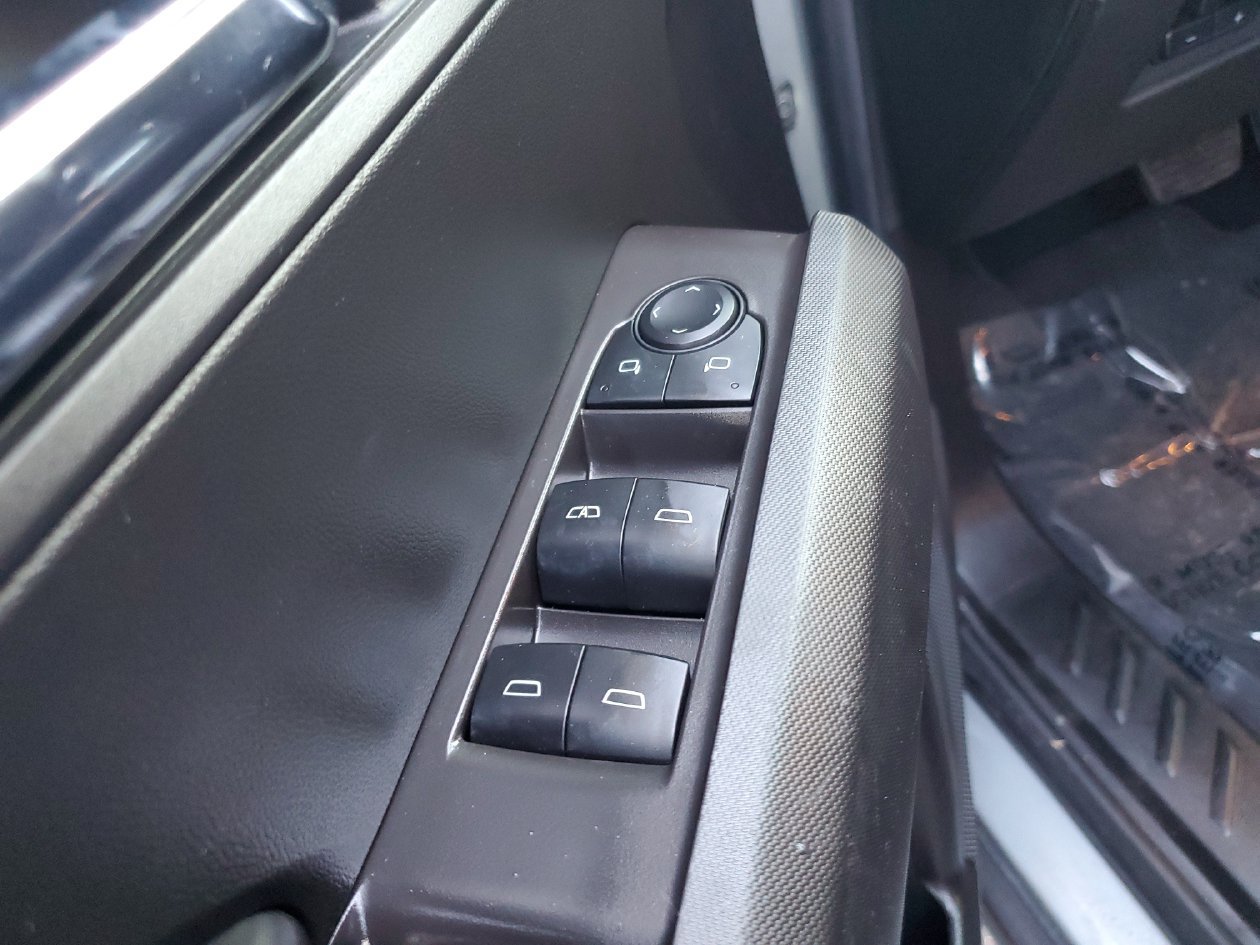 Used 2025 GMC Canyon Elevation w/ Convenience Package RWD image 17