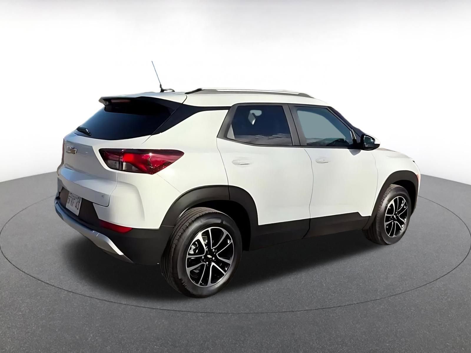 Used 2025 Chevrolet TrailBlazer LT image 15