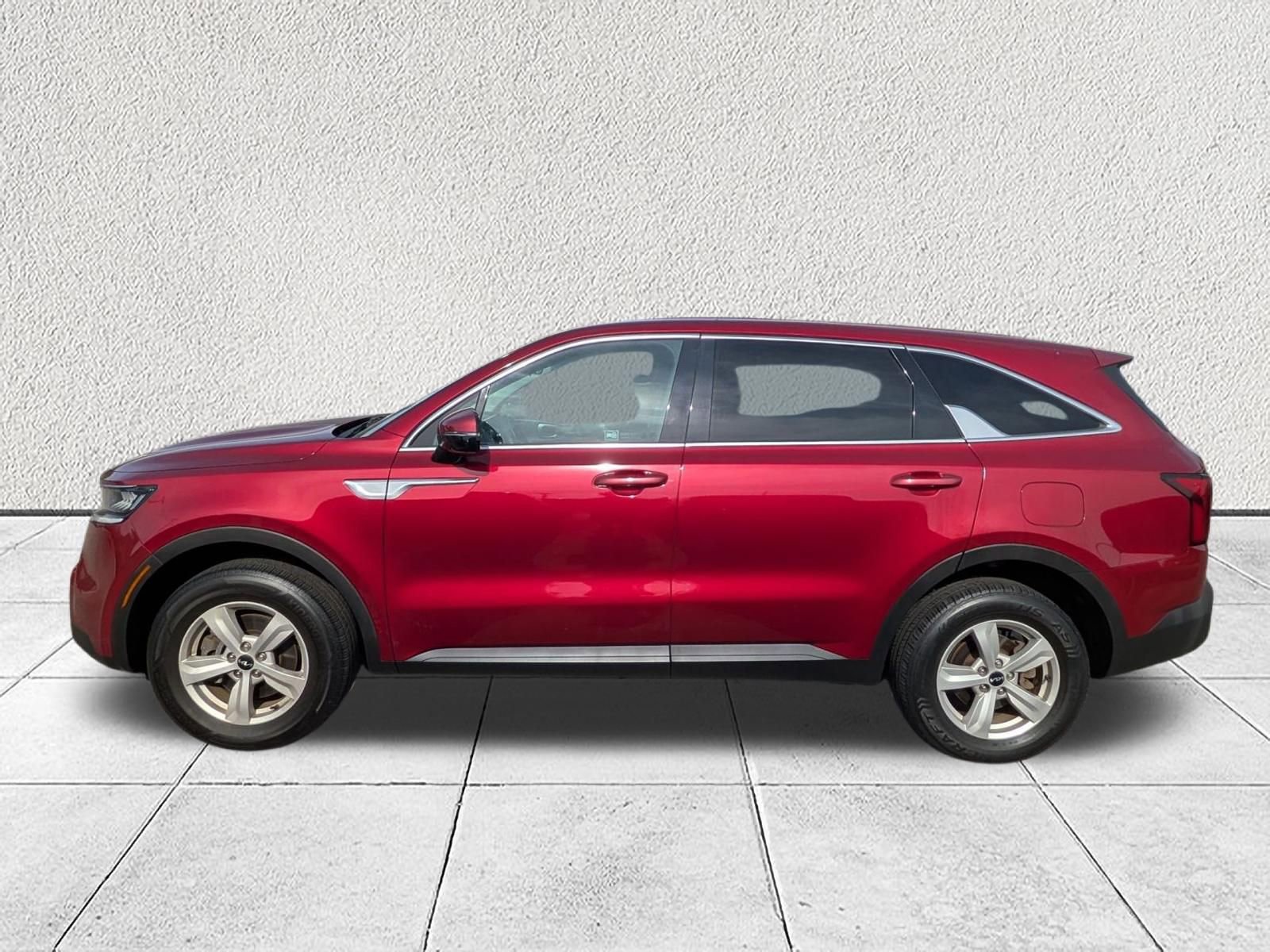 Used 2022 Kia Sorento LX image 6
