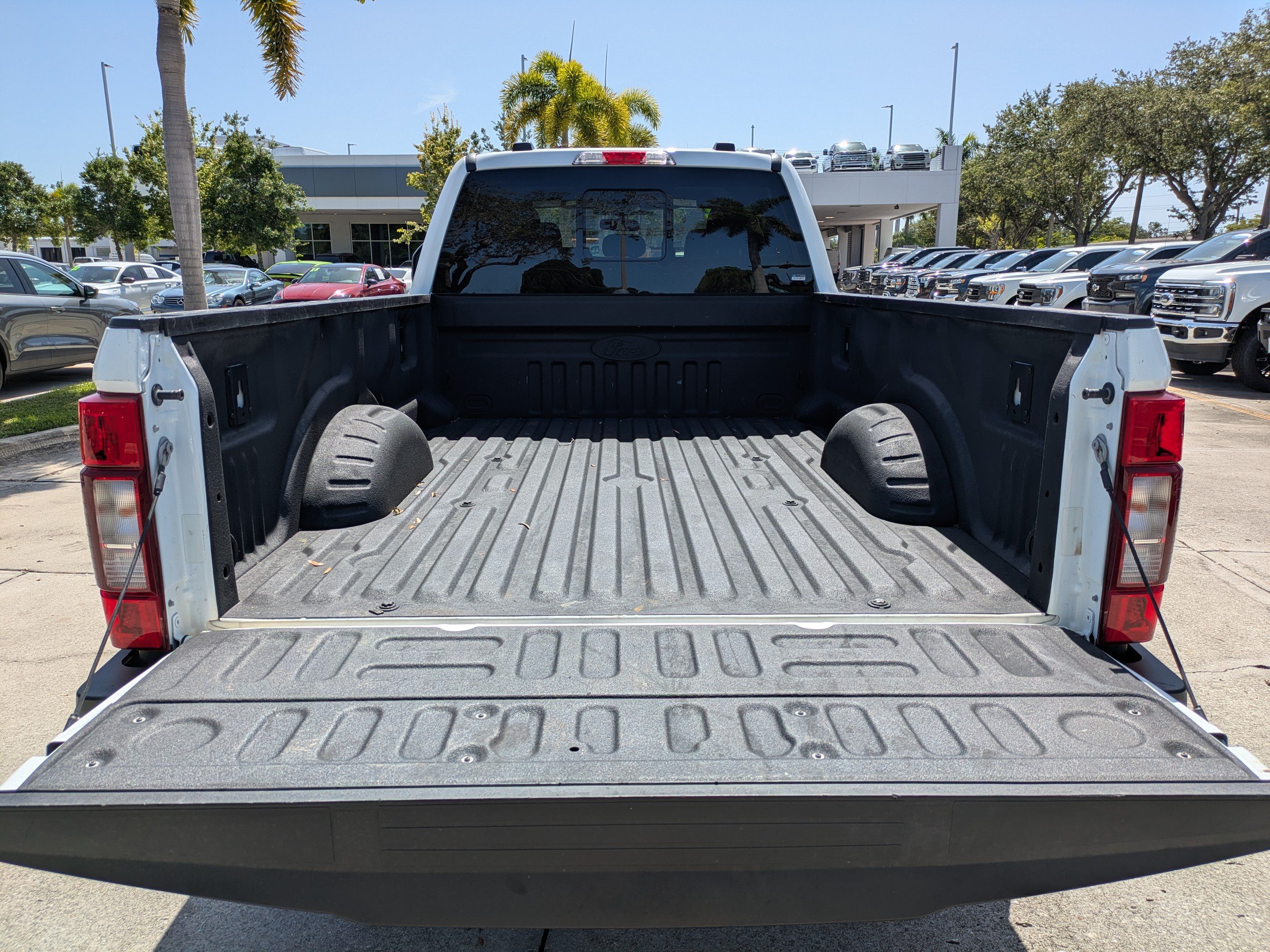 Certified 2022 Ford F250 Lariat AWD/4WD image 13
