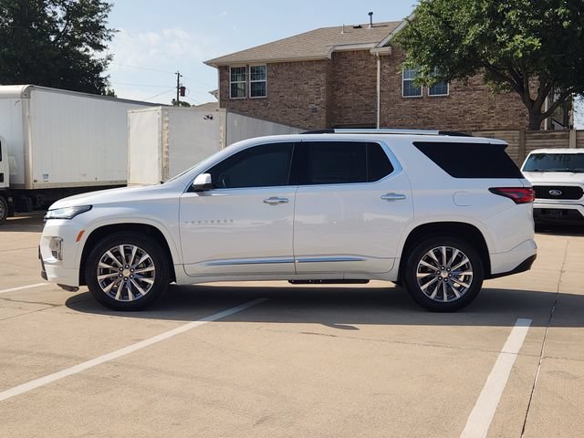 Used 2023 Chevrolet Traverse Premier FWD image 12