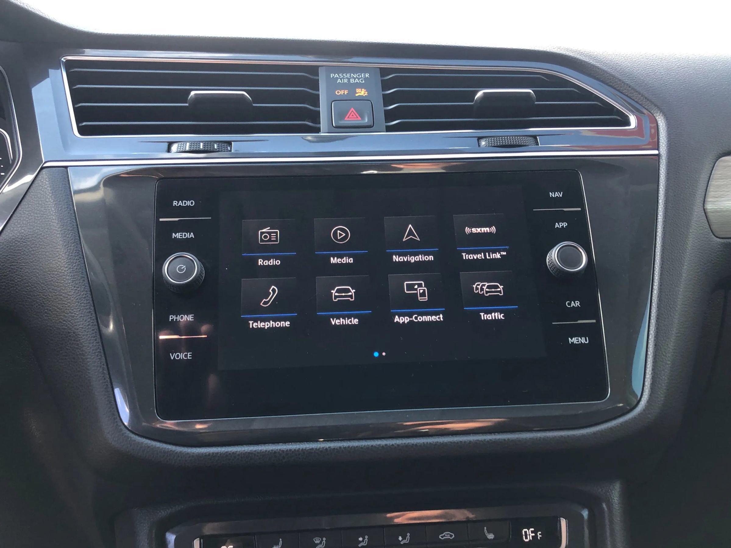 Used 2019 Volkswagen Tiguan SEL image 73