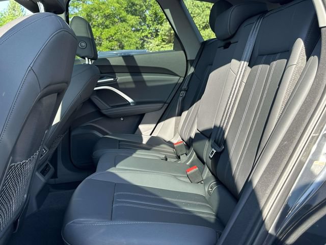Certified 2025 Audi Q5 Premium w/ Convenience Package AWD/4WD image 11