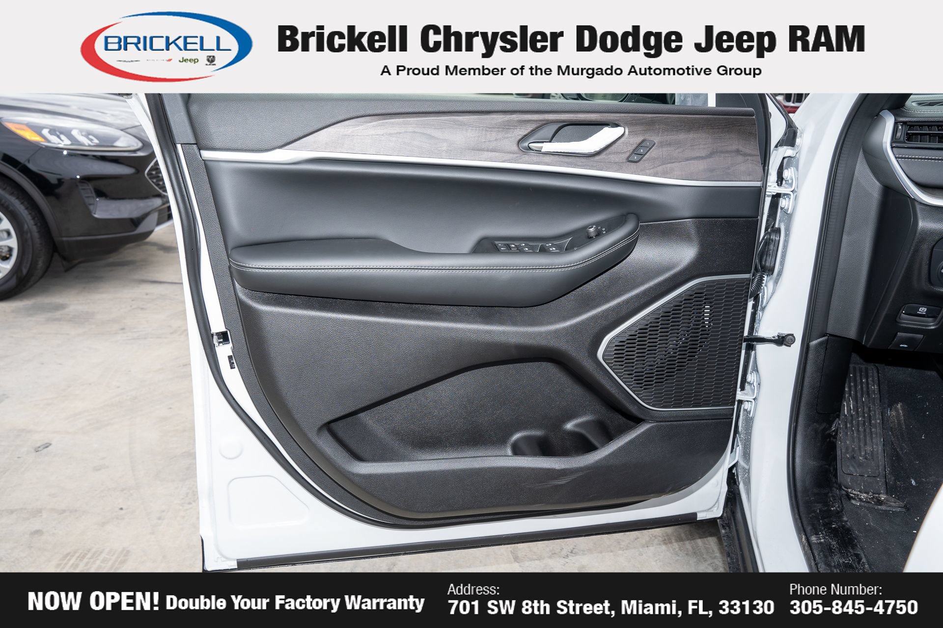 New 2026 Jeep Grand Cherokee Limited w/ Limited Altitude Package RWD image 11