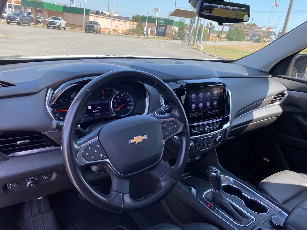 Used 2020 Chevrolet Traverse Premier w/ Redline Edition AWD/4WD image 12