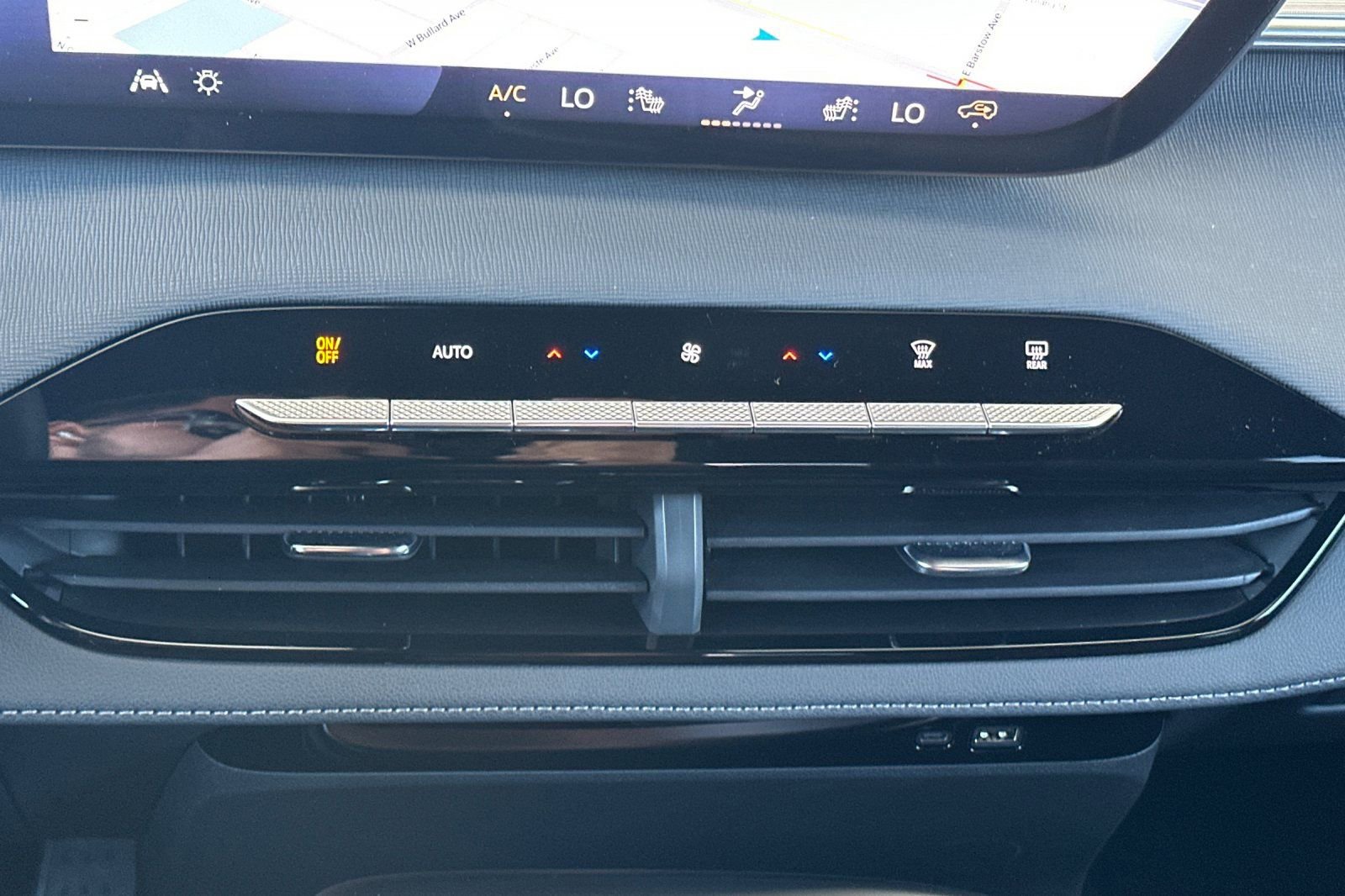 New 2026 Buick Enclave Preferred image 18