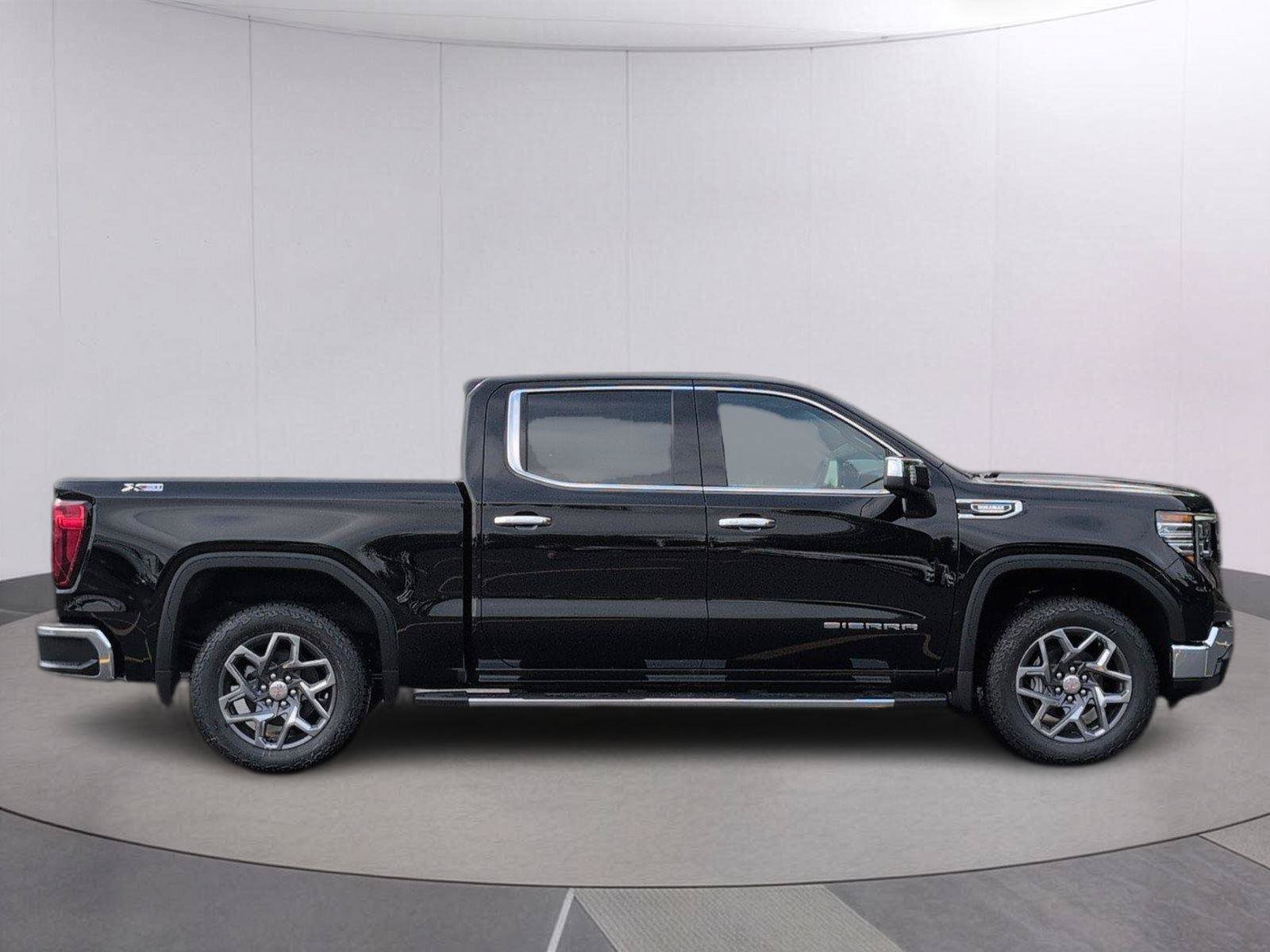 New 2026 GMC Sierra 1500 SLT w/ SLT Premium Plus Package AWD/4WD image 7