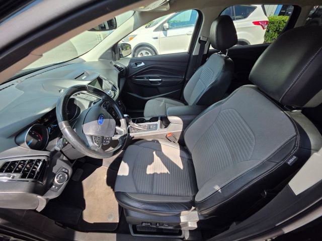 Used 2017 Ford Escape Titanium FWD image 12