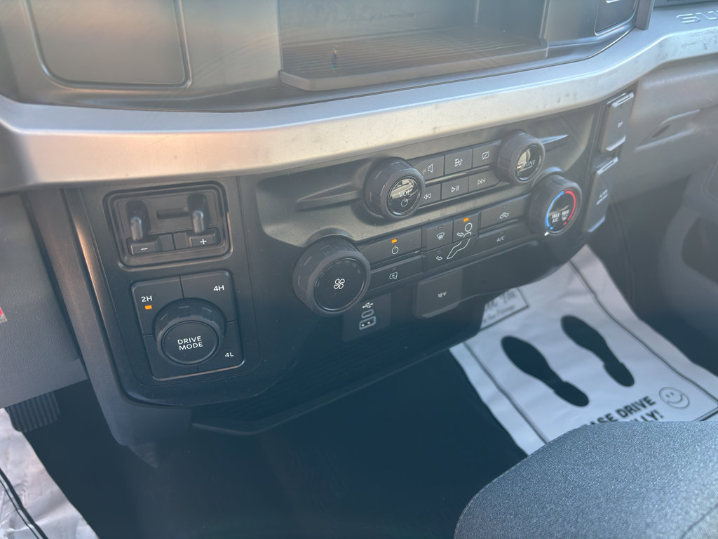 Used 2024 Ford F350 XLT image 32