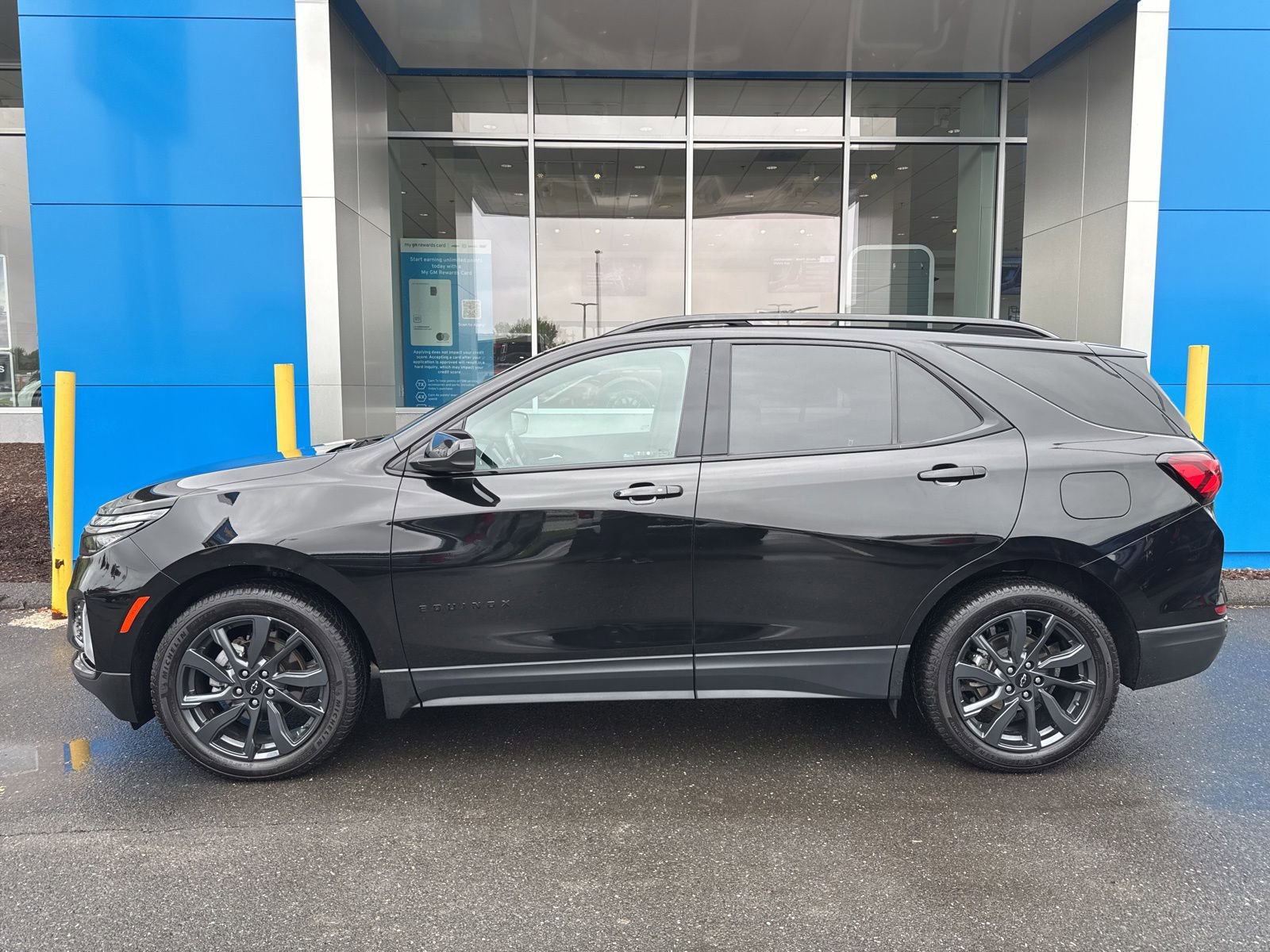 Used 2022 Chevrolet Equinox RS FWD image 9