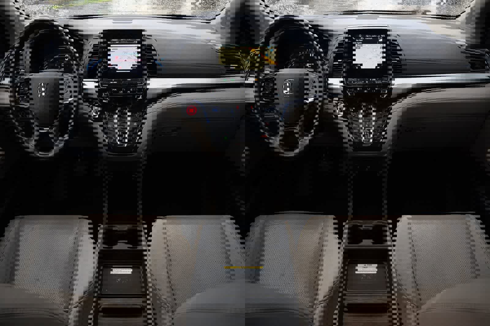 Used 2018 Honda Odyssey Elite image 7