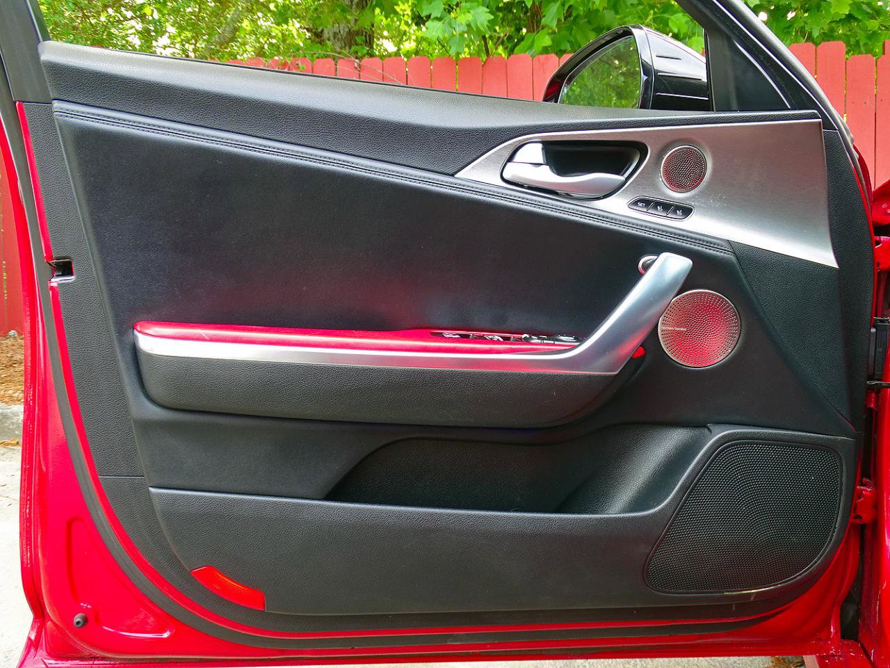 Used 2018 Kia Stinger GT2 AWD/4WD image 39