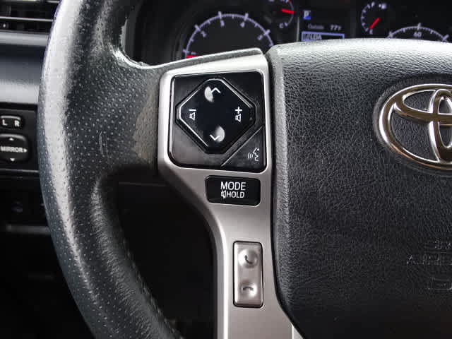 Used 2021 Toyota 4Runner SR5 Premium w/ Moonroof Package RWD image 37