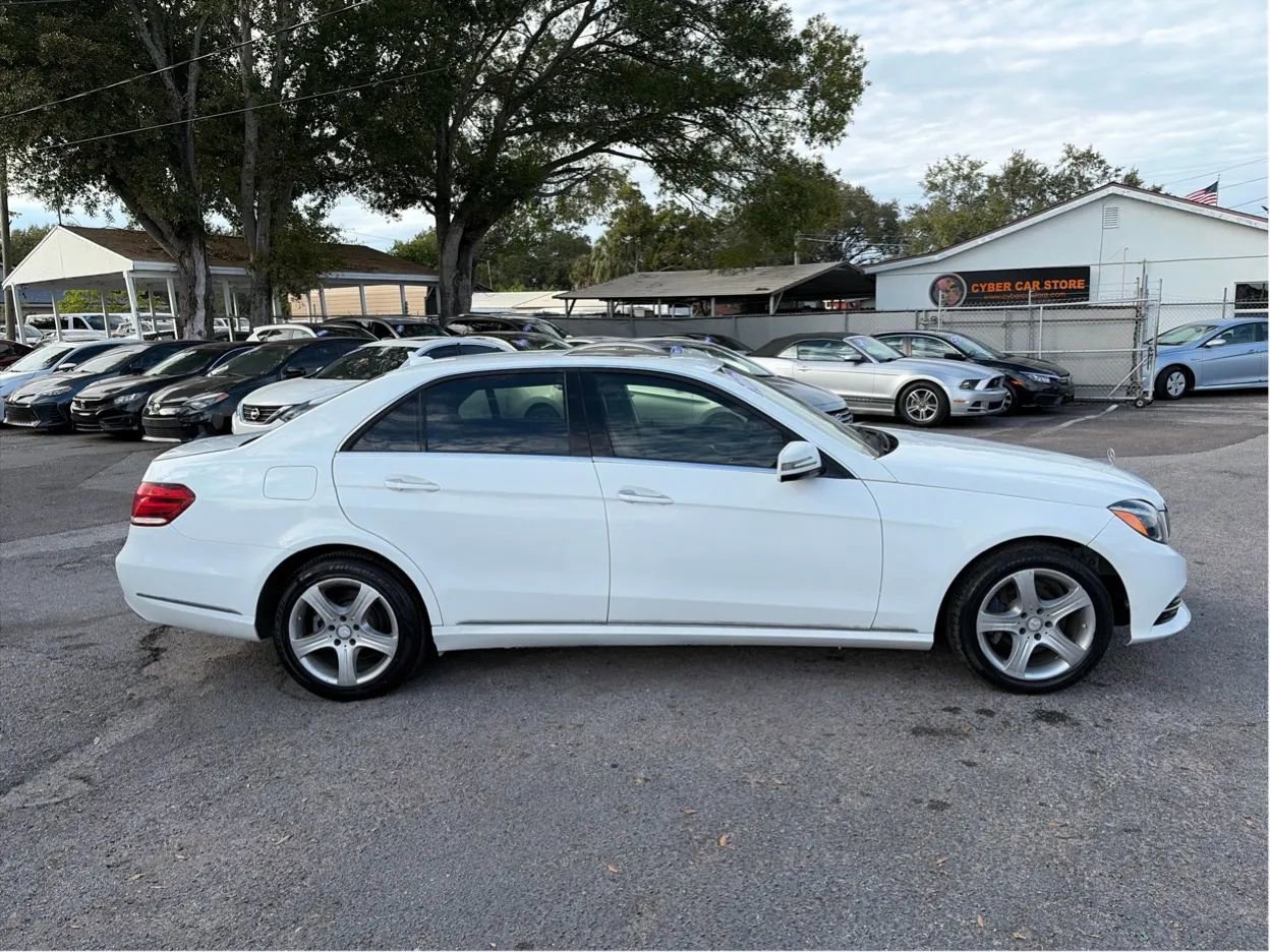 Used 2016 Mercedes-Benz E 250 Sedan image 4