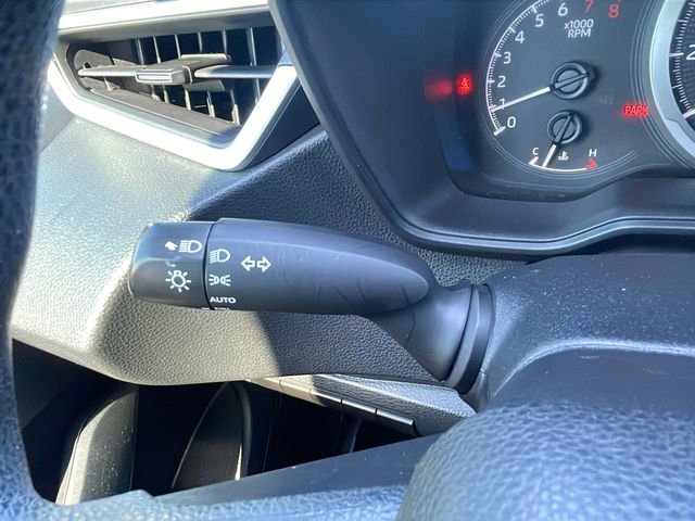 Used 2021 Toyota Corolla LE FWD image 23