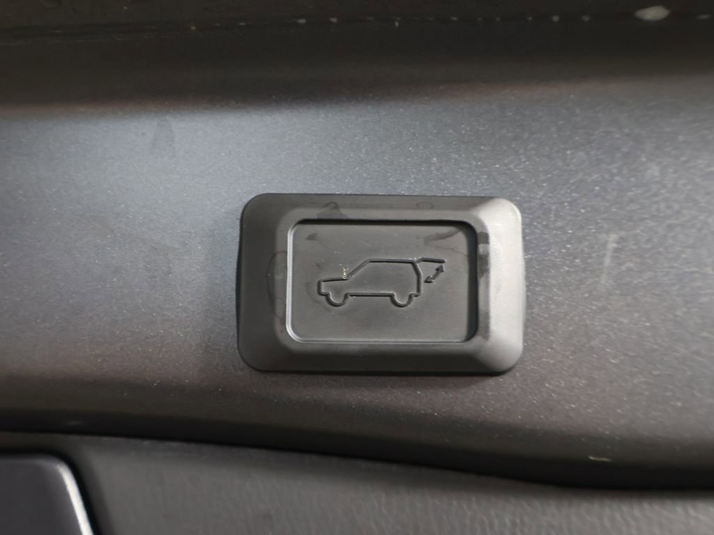 Used 2024 Toyota RAV4 XSE image 21