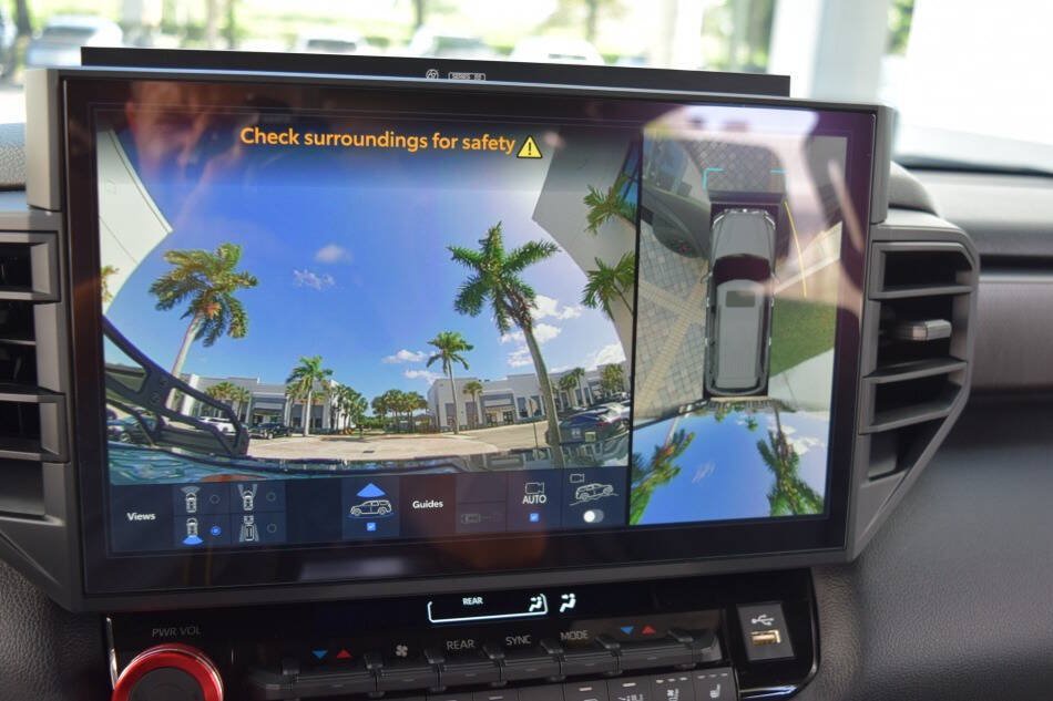Used 2025 Toyota Sequoia TRD Pro AWD/4WD image 63