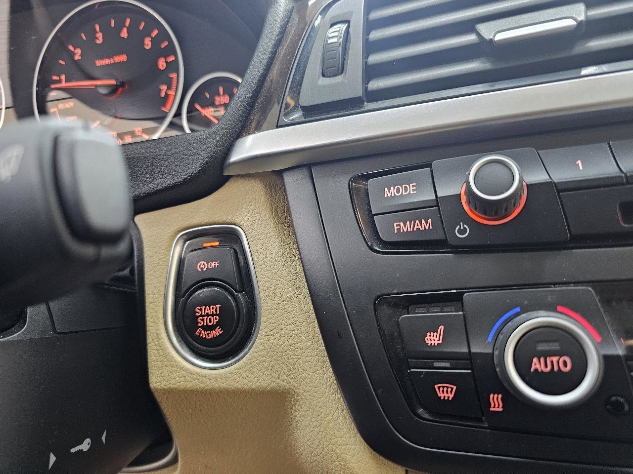 Used 2015 BMW 328i Sedan image 33