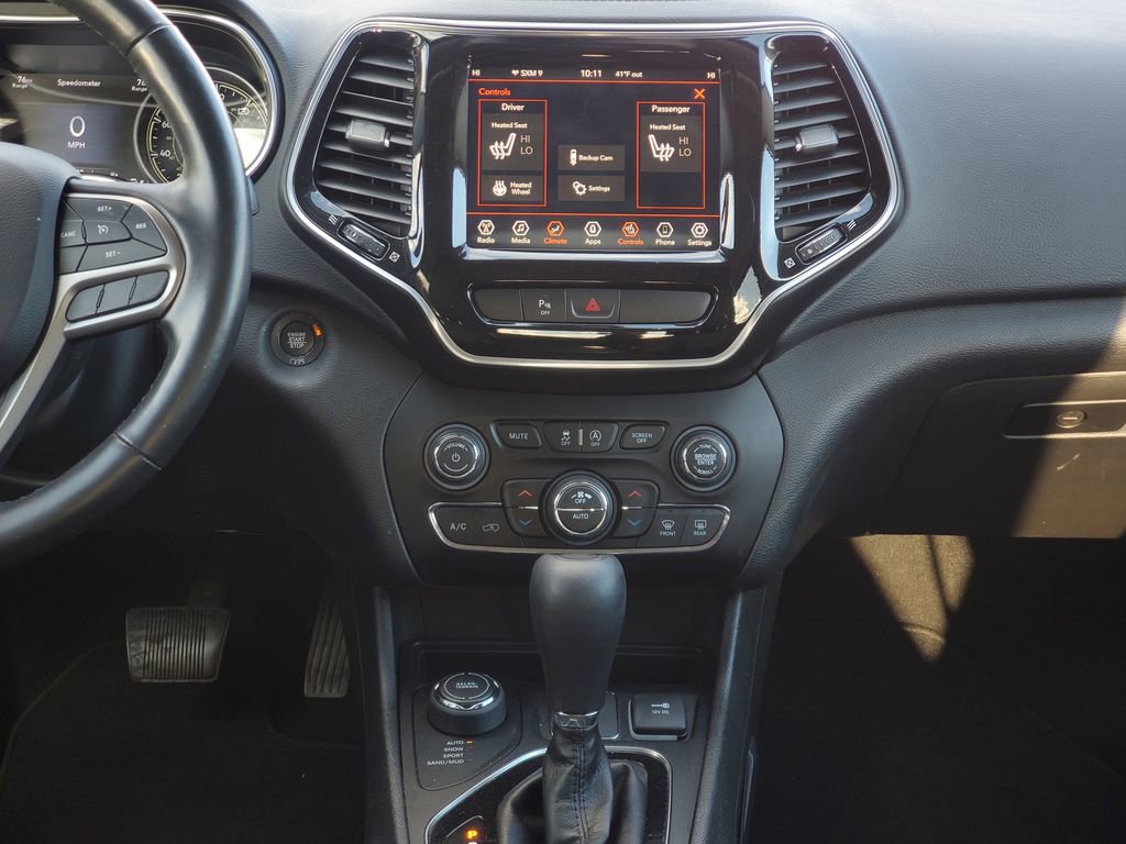 Used 2019 Jeep Cherokee Limited image 32