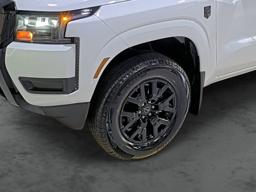 New 2026 Nissan Frontier SV w/ Tow Package AWD/4WD image 7