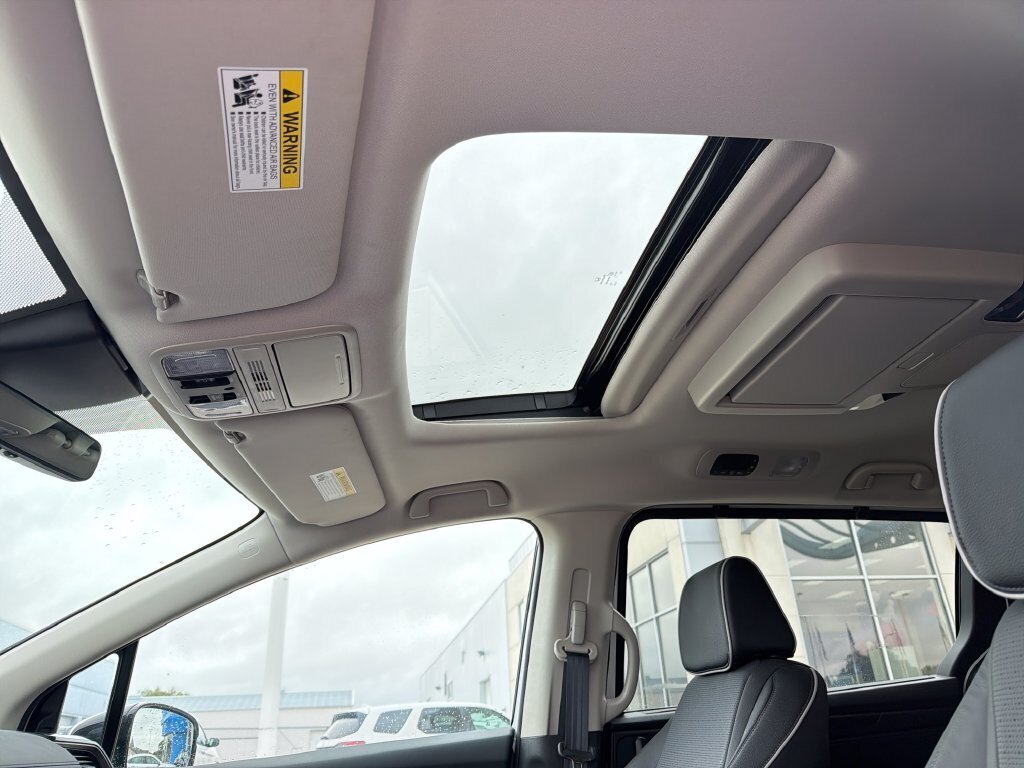 Certified 2026 Honda Odyssey Elite image 23