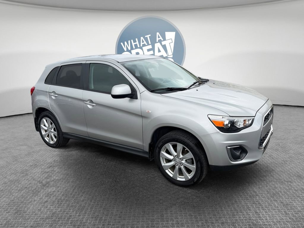 Used 2015 Mitsubishi Outlander Sport ES image 1