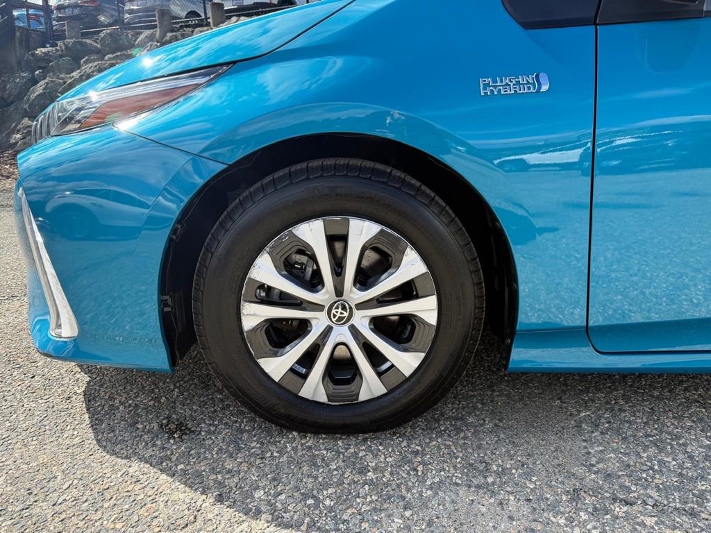 Used 2022 Toyota Prius Prime LE image 10