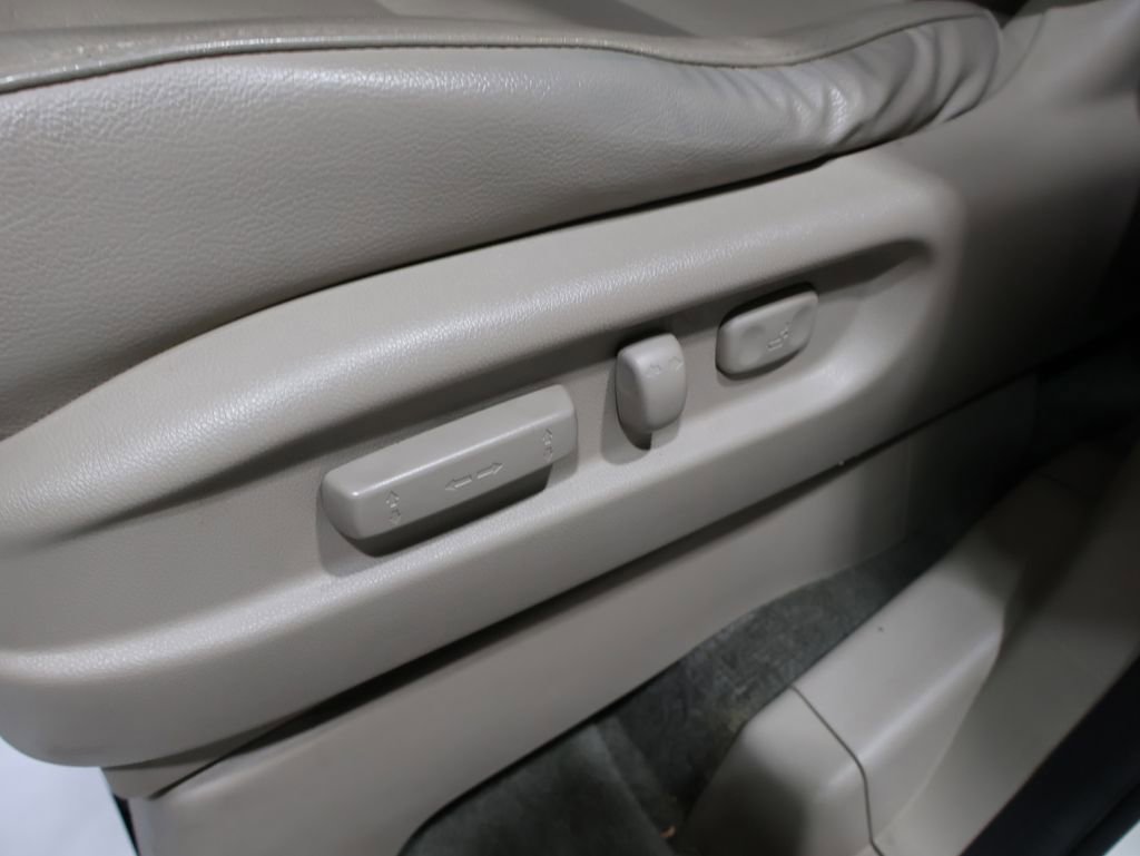 Used 2015 Honda Odyssey EX-L image 18