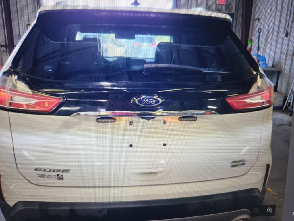 Used 2020 Ford Edge SEL AWD/4WD video 3