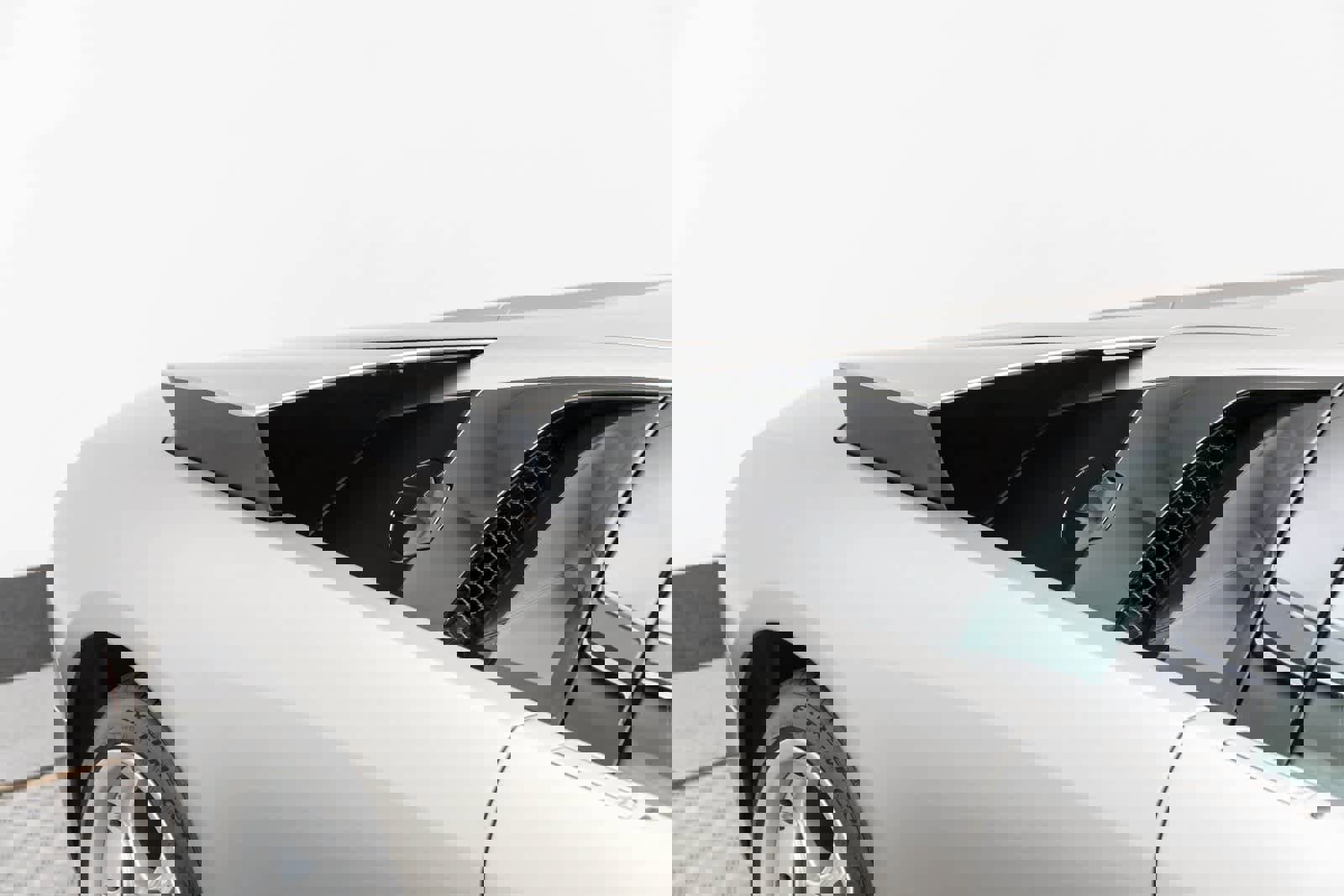 Used 2003 Lamborghini Murcielago Coupe image 64