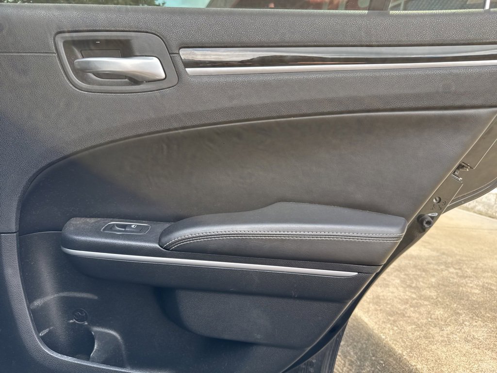 Used 2018 Chrysler 300 S w/ 300S Premium Group image 52