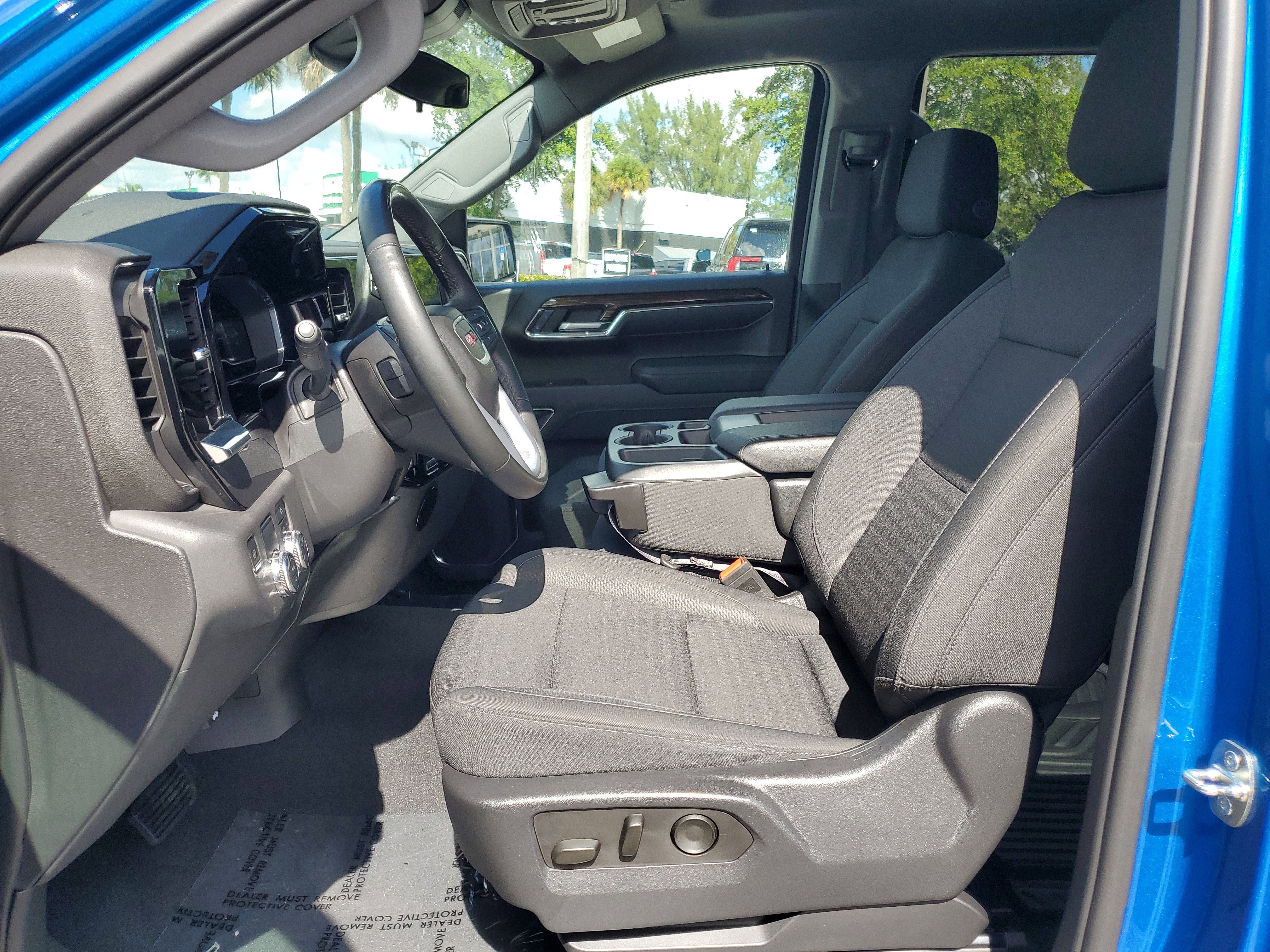 Used 2023 GMC Sierra 1500 Elevation image 11