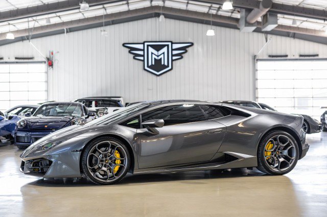 Used 2016 Lamborghini Huracan LP 580-2 image 1